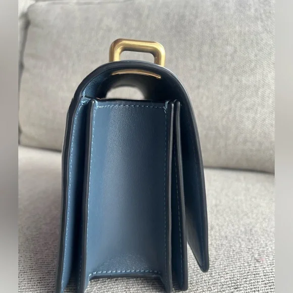 Coach Bandit Shoulder Bag - Picture 4 of 11